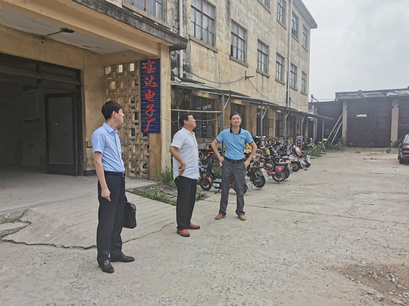 1594283254100276.jpg 愛濤文化集團(tuán)趙智董事長帶隊(duì)赴淮安檢查安全生產(chǎn)工作5_副本.jpg
