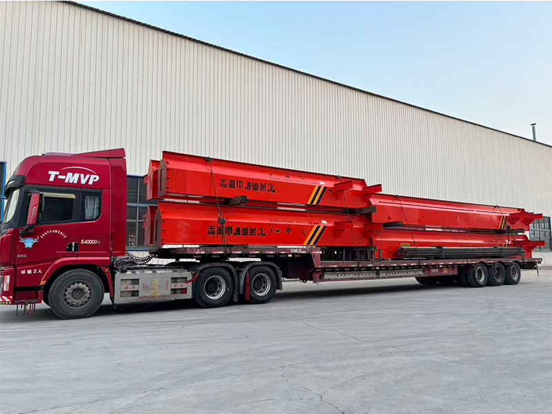 上包下花龍門 MHxh10t-18m 4臺(tái) 制作完成  裝車發(fā)出